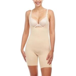 NWT Spanx Slimplicity Slimming Essentials Bodysuit Nude XL Mid-Thigh Shaper